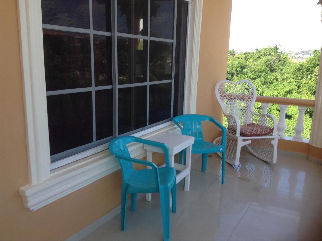 White Sands Hostel Punta Cana Bagian luar foto